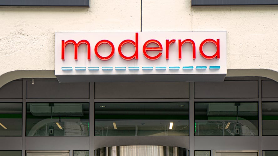 Moderna and Merck: Intismeran's Positive Phase 3 Readout Confirms mRNA Potential in Oncology