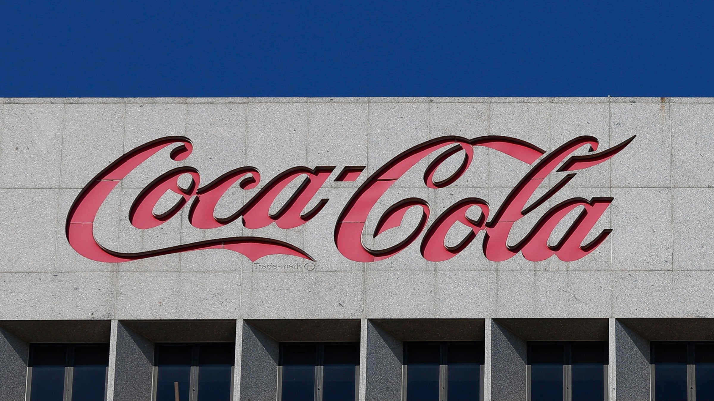 14 Newly Overvalued Stocks this Week