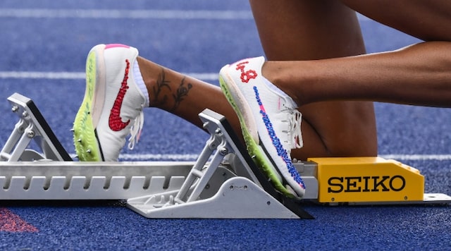 Nike Earnings: Dim Sales Outlook Slams Shares, but Patient Investors ...