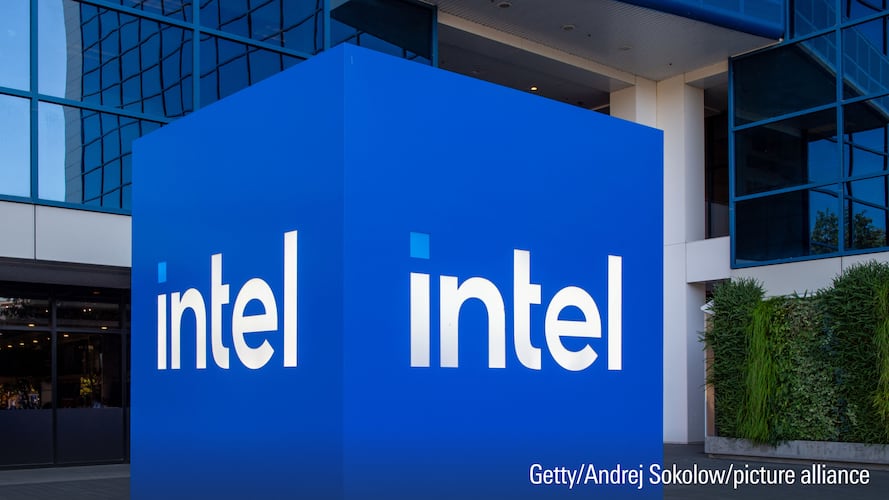 Intel Earnings: Relatively Strong, but Turnaround Risks Remain