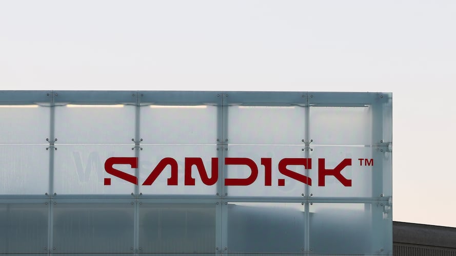 Sandisk: We Retain Skepticism on Longer-Term Targets