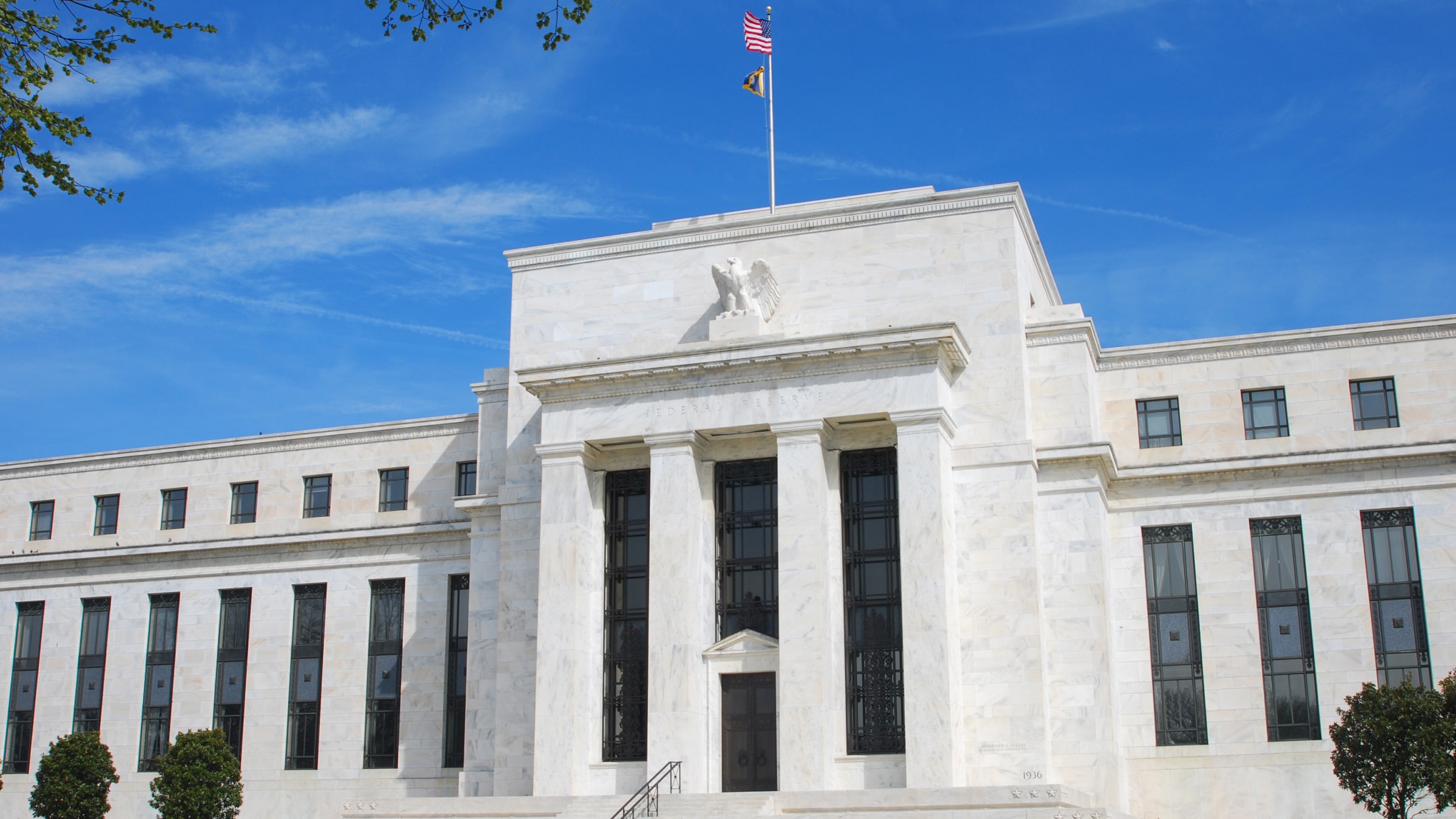 Fed’s New Chair Warsh Sets Stage for Possible Rate Shift Amid Energy‑Driven Inflation