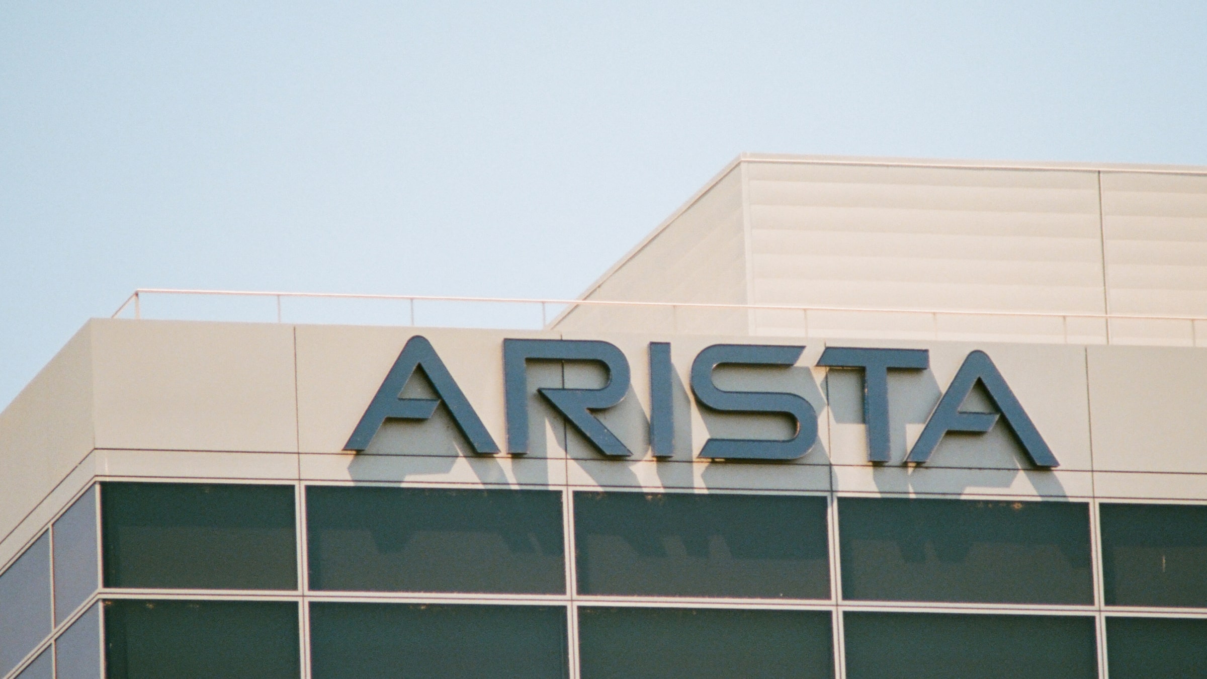 Arista Earnings: Supply Upside Drives a Big Raise to Guidance